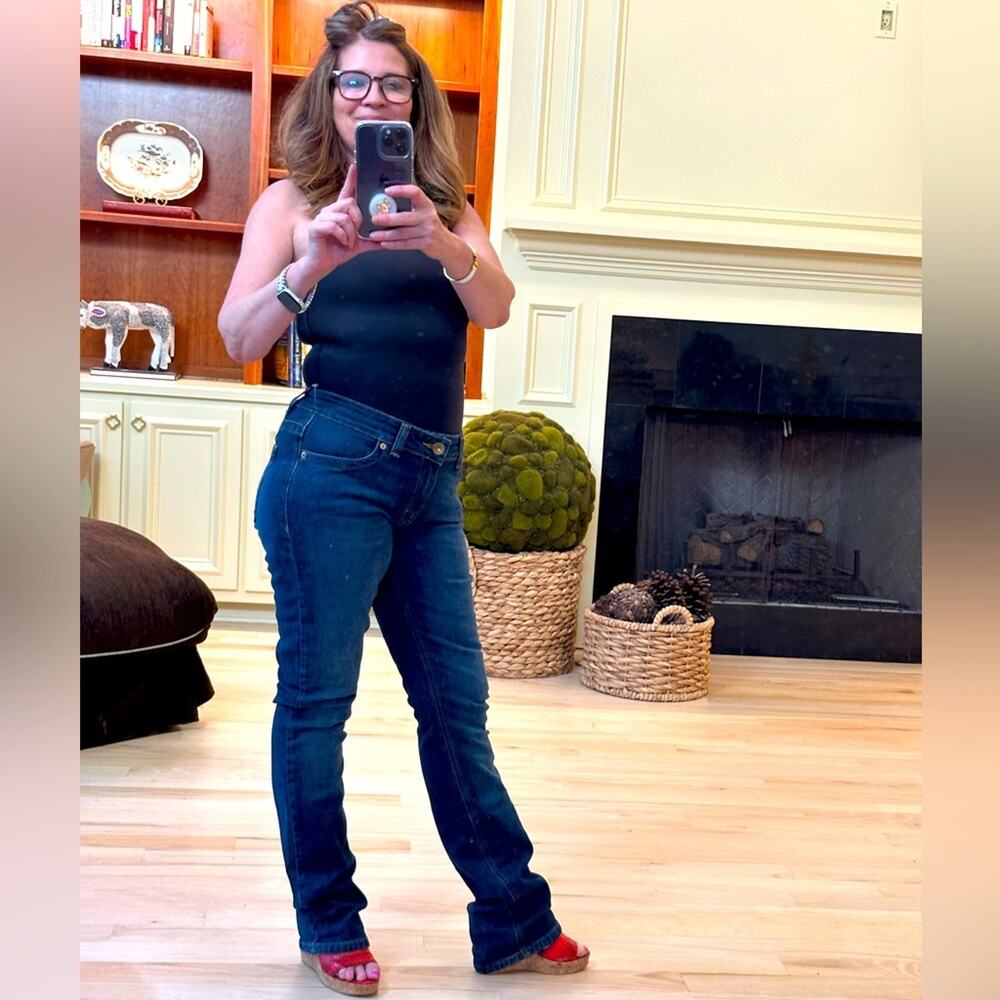 Vineyard Vine Women’s Denim Jeans by Shep and Ian NWOT Size 8